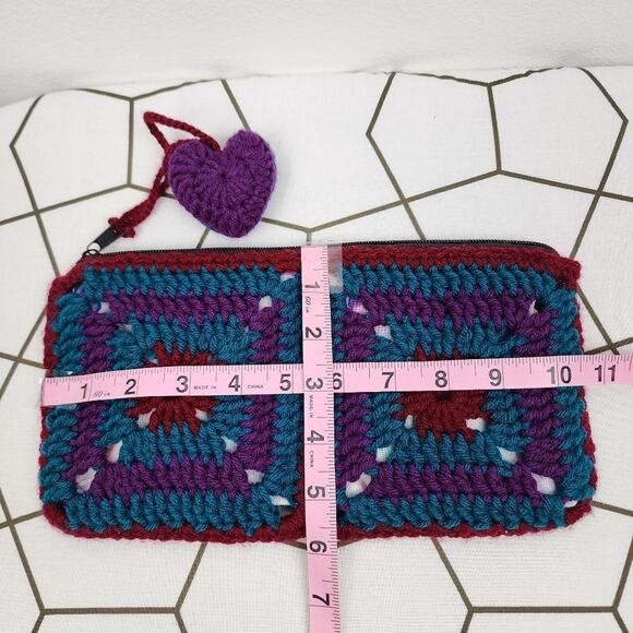 New Handcrafted Crochet Clutch Case Granny Heart Crochet Charm Teal Purple Burgu - Picture 8 of 9